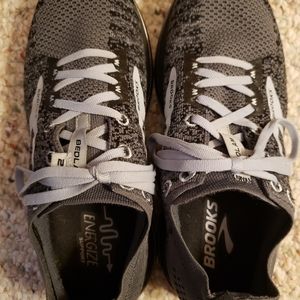Womens Brooks running shoes, size 8.5